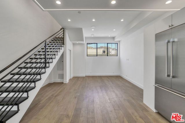 1445 N Martel Avenue, Los Angeles, CA 90046