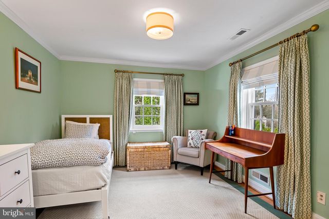 5700 GREENLEAF RD, Baltimore, MD 21210