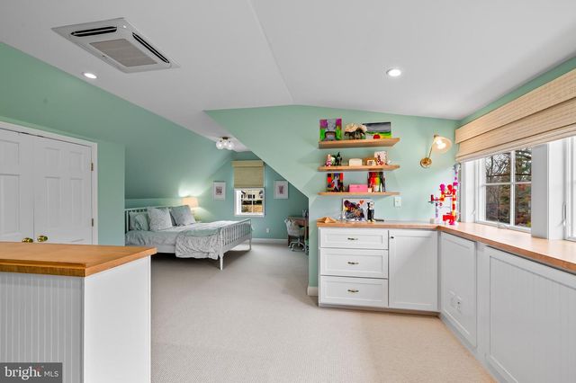 5700 GREENLEAF RD, Baltimore, MD 21210