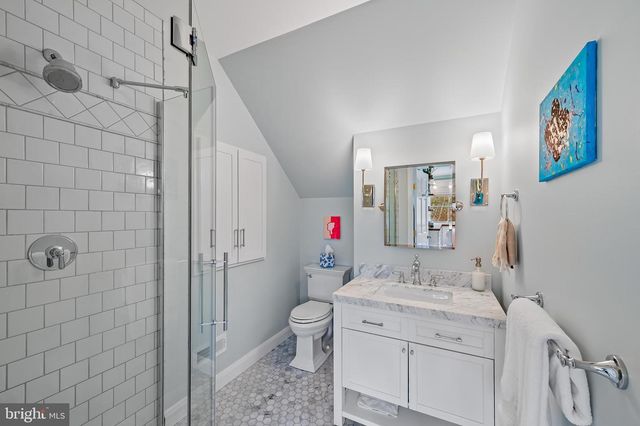 5700 GREENLEAF RD, Baltimore, MD 21210