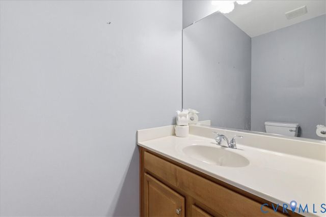 6300 Oak Arbor Ct, Chester, VA 23831