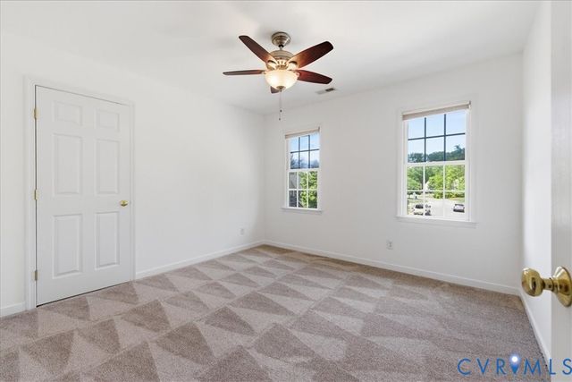6300 Oak Arbor Ct, Chester, VA 23831