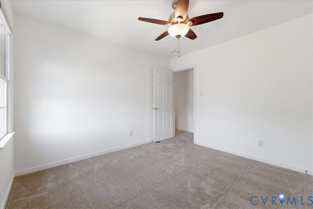 6300 Oak Arbor Ct, Chester, VA 23831