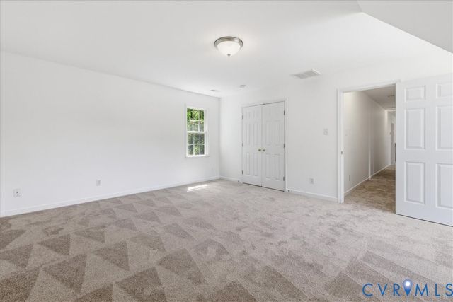 6300 Oak Arbor Ct, Chester, VA 23831