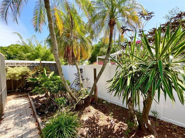 2913 LONGBROOKE WAY, Clearwater, FL 33760