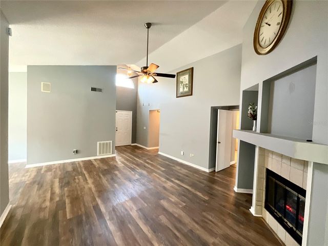 2913 LONGBROOKE WAY, Clearwater, FL 33760
