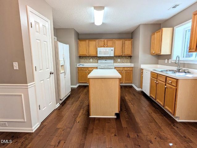 312 Brierridge Drive, Apex, NC 27502