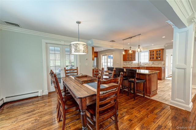18 Pilgrim Drive, Port Jefferson, NY 11777