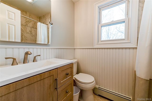 18 Pilgrim Drive, Port Jefferson, NY 11777