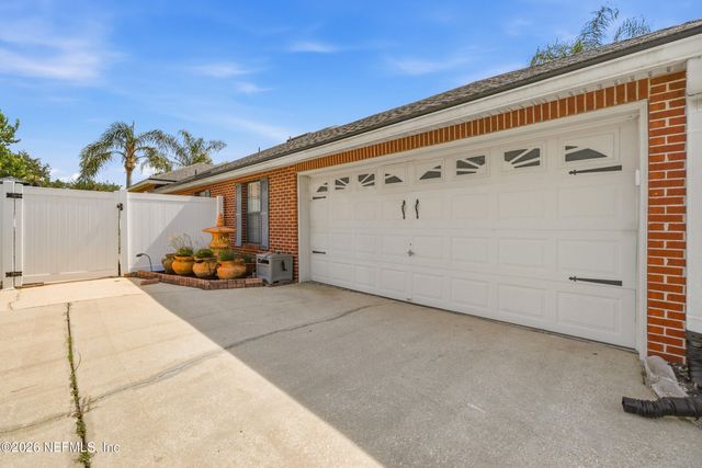 1951 WAGES WAY Way S, Jacksonville, FL 32218