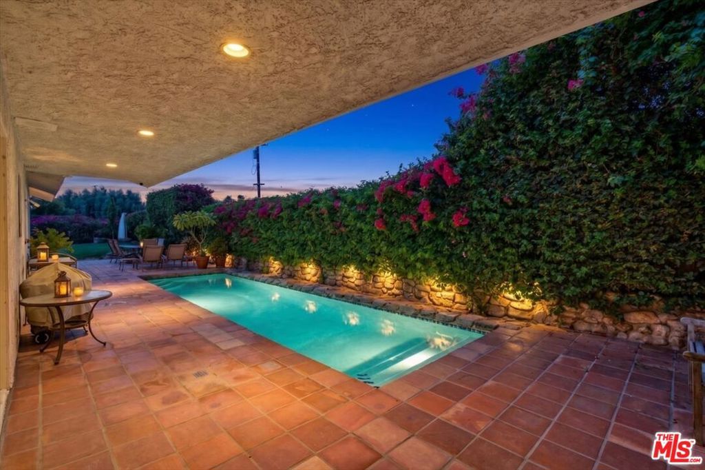 Image 6 of property listing at 41321 Jamaica Sands Drive, Bermuda Dunes, CA 92203