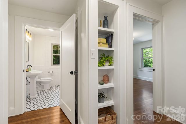 107 Beverly Road, Asheville, NC 28805