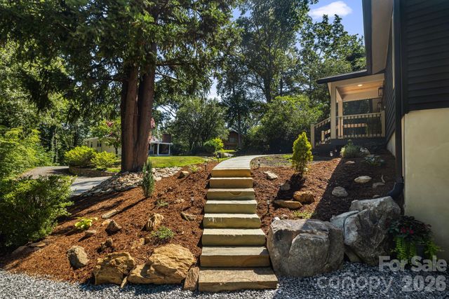 107 Beverly Road, Asheville, NC 28805
