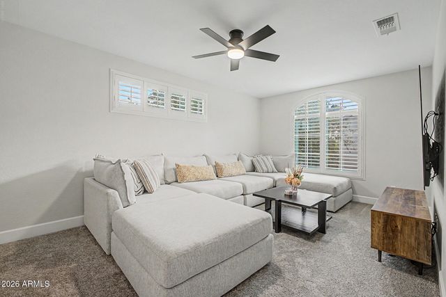 2045 E HEARTWOOD Lane, Phoenix, AZ 85022
