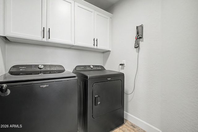 2045 E HEARTWOOD Lane, Phoenix, AZ 85022