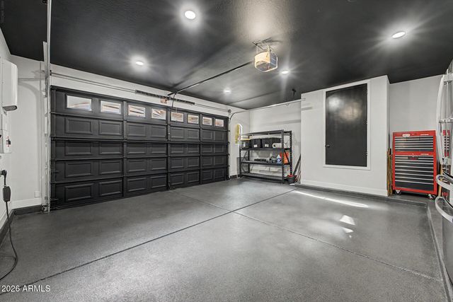 2045 E HEARTWOOD Lane, Phoenix, AZ 85022