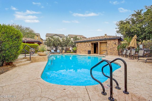 2045 E HEARTWOOD Lane, Phoenix, AZ 85022