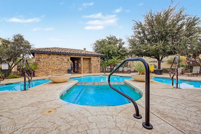 2045 E HEARTWOOD Lane, Phoenix, AZ 85022