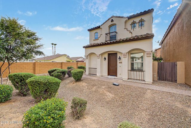 2045 E HEARTWOOD Lane, Phoenix, AZ 85022
