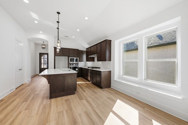 5121 Westhaven Circle, Denison, TX 75020