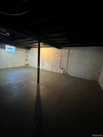 15891 Appoline Street, Detroit, MI 48227
