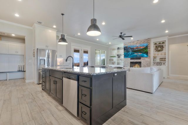 9295 WINECUP Road, Amarillo, TX 79119