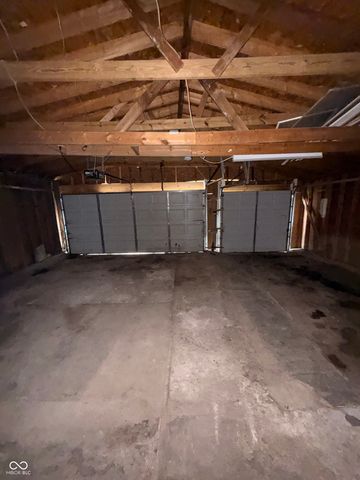 1118 N Mount Street, Indianapolis, IN 46222
