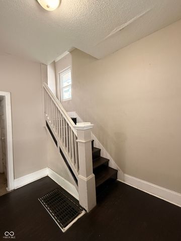 1118 N Mount Street, Indianapolis, IN 46222