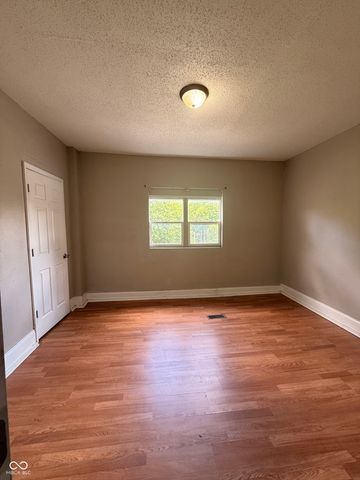1118 N Mount Street, Indianapolis, IN 46222