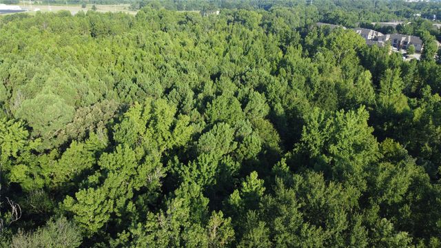 1111 Gilmer Road, Winnsboro, TX 75494