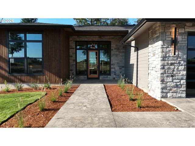 12477 Ne HAVEN HILL Way, Aurora, OR 97002