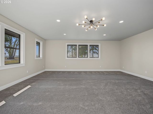 12477 Ne HAVEN HILL Way, Aurora, OR 97002
