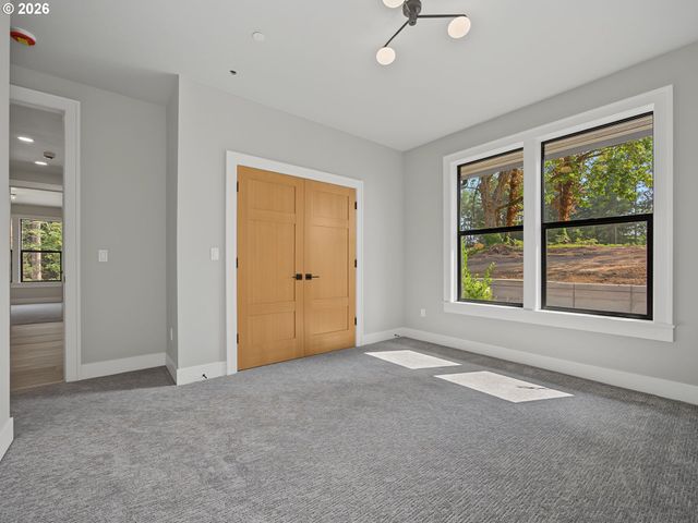 12477 Ne HAVEN HILL Way, Aurora, OR 97002