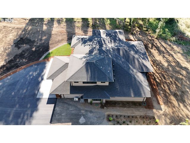 12477 Ne HAVEN HILL Way, Aurora, OR 97002