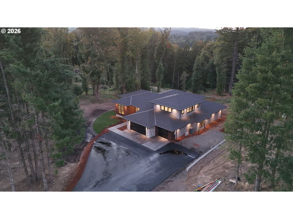 12477 Ne HAVEN HILL Way, Aurora, OR 97002