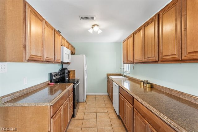 2803 W Cypress AVE, Fort Myers, FL 33905