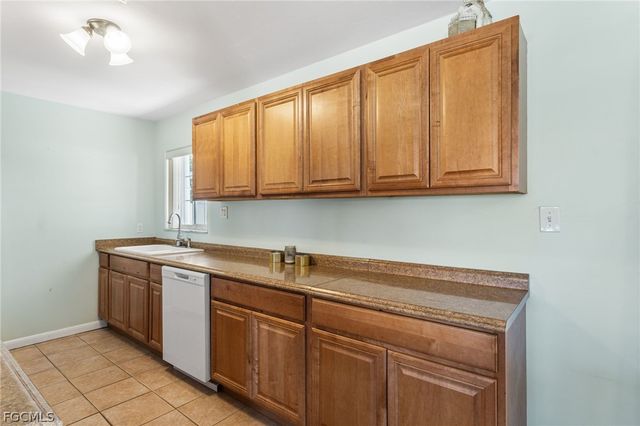 2803 W Cypress AVE, Fort Myers, FL 33905