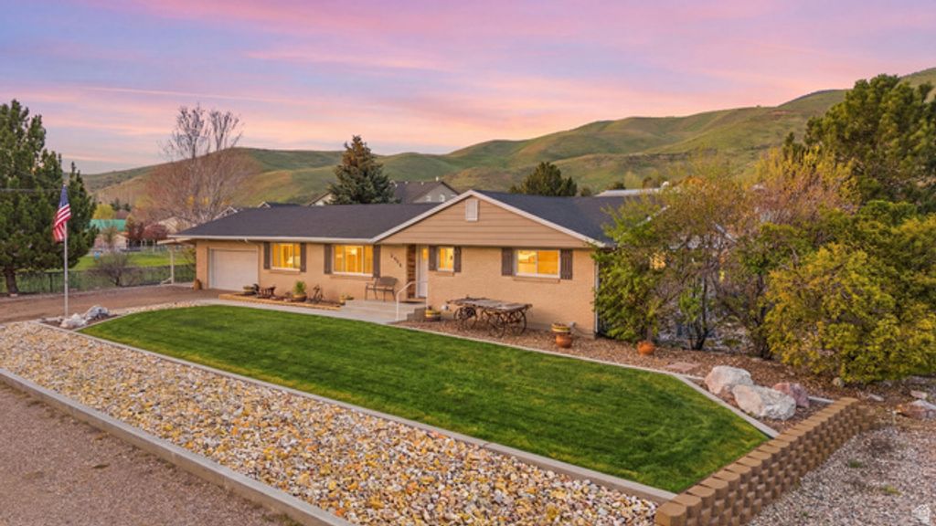 2420 W OLD HIGHWAY RD, Morgan, UT 84050 — exterior