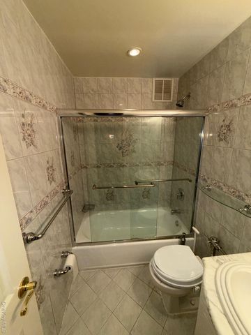 85-10 151 Avenue 5G, Howard Beach, NY 11414