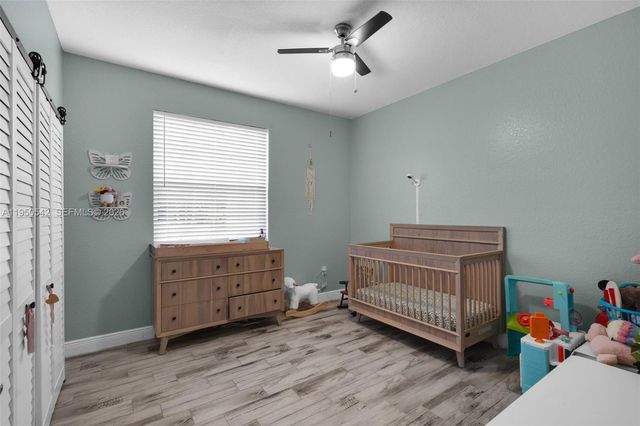 7980 S Aragon Boulevard 2, Sunrise, FL 33322