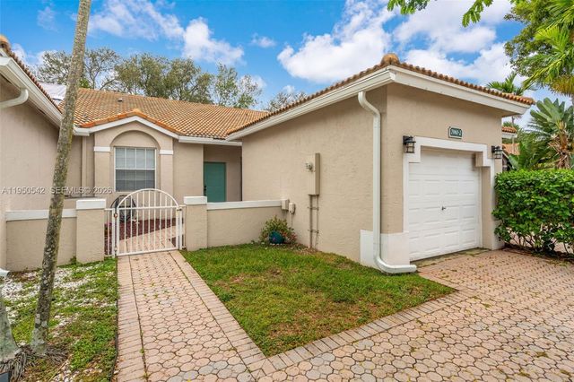 7980 S Aragon Boulevard 2, Sunrise, FL 33322