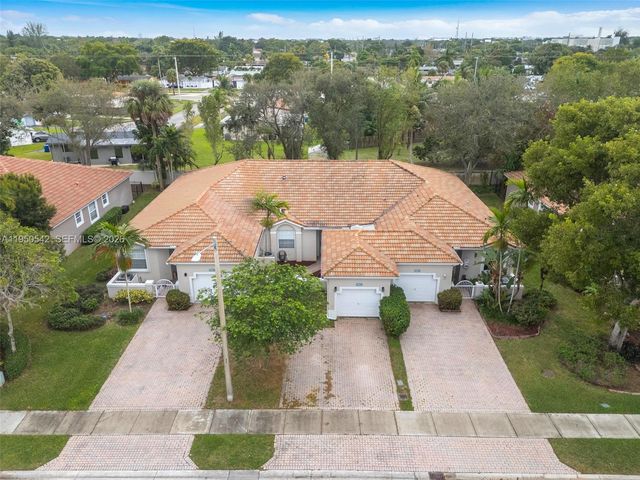 7980 S Aragon Boulevard 2, Sunrise, FL 33322