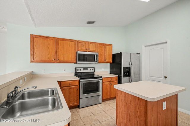 380 Sheridan Avenue, Satellite Beach, FL 32937