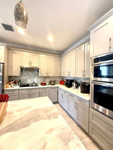 1763 SW Newport, Port St Lucie, FL 34953