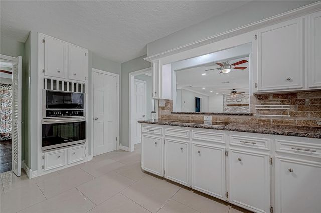 8110 Bent Oak Lane, Spring, TX 77379