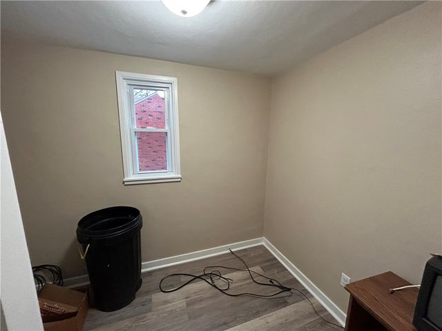 1581 Greencrest Dr, Brookline, PA 15226