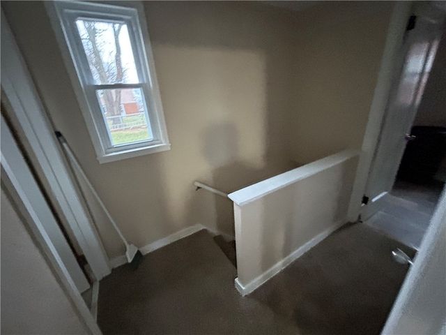 1581 Greencrest Dr, Brookline, PA 15226