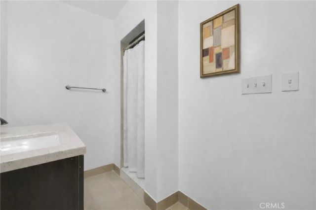 449 E Haltern, Glendora, CA 91740
