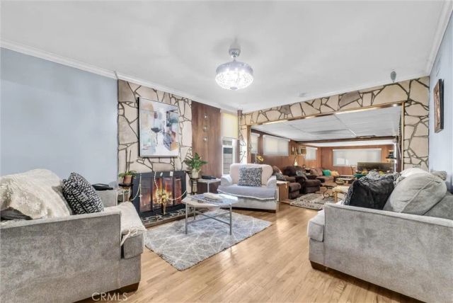 449 E Haltern, Glendora, CA 91740