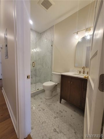 884 Main Street 5, Buffalo, NY 14202